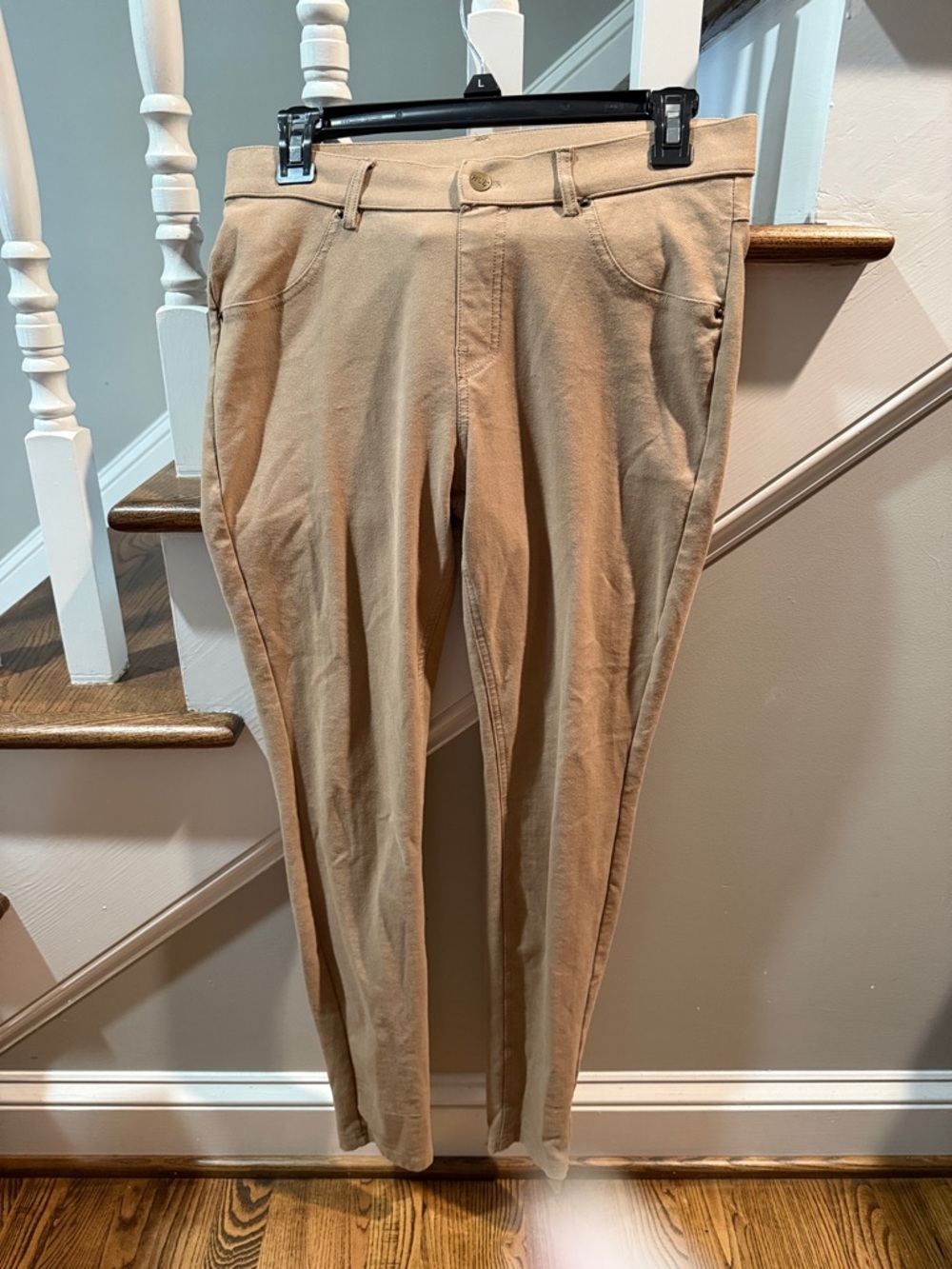HUE Medium Tan Leggings